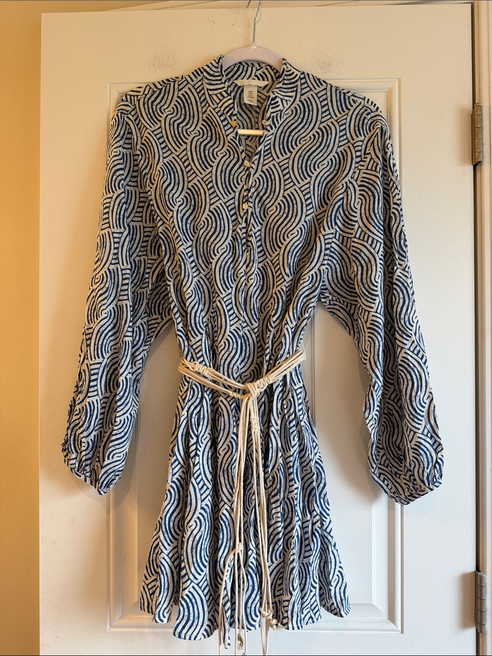 H&M Blue and Cream Patterned Long-Sleeve Dress